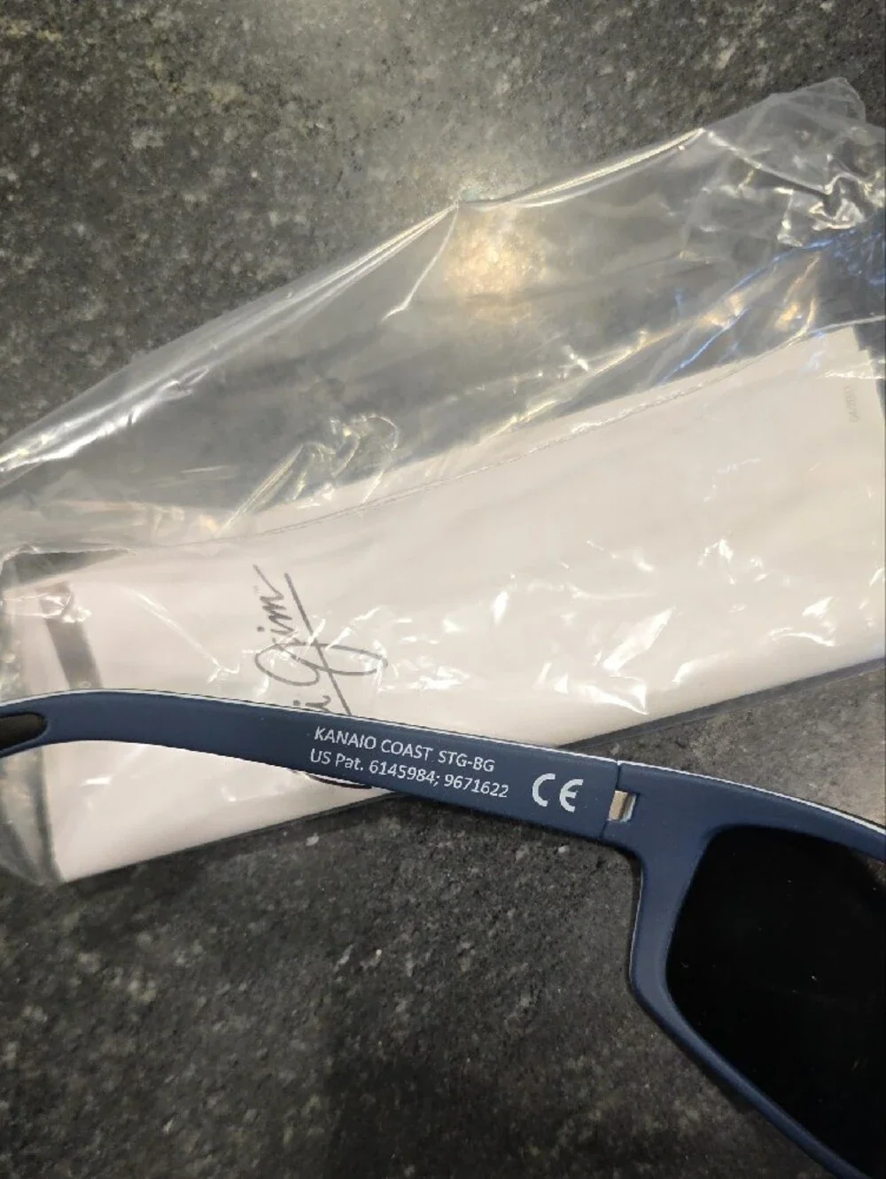 Maui Jim Kanaio Coast Sunglasses - Black Frame with Blue Temples